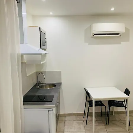 Studio #441 Climatise A 10 Min Des Plages Apartament